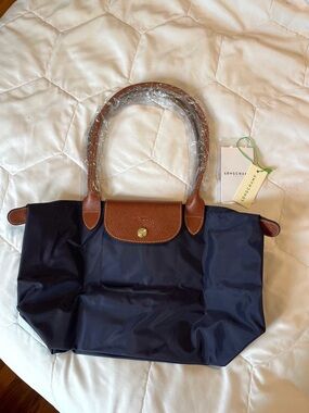 Longchamp Le Pliage Medium Tote Bag (M)